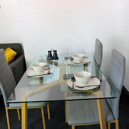 Apartment Moseley Sleeps 4 Jrz Birmingham